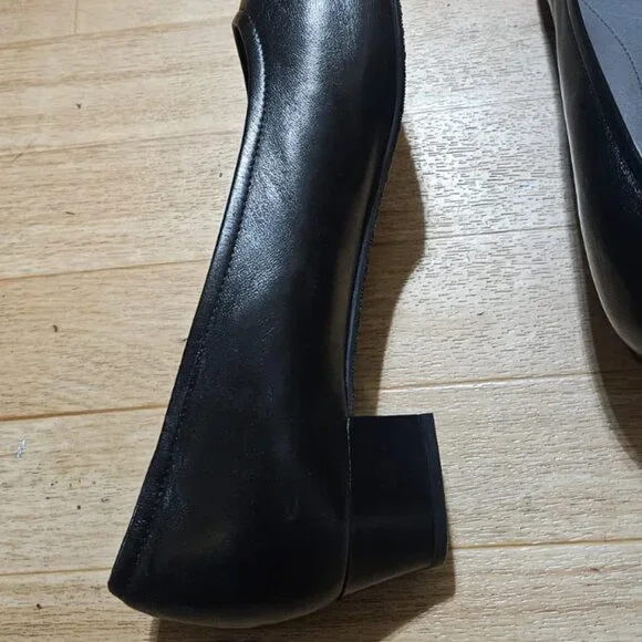 SAS Regina Pumps in Black - Picture 12 of 16